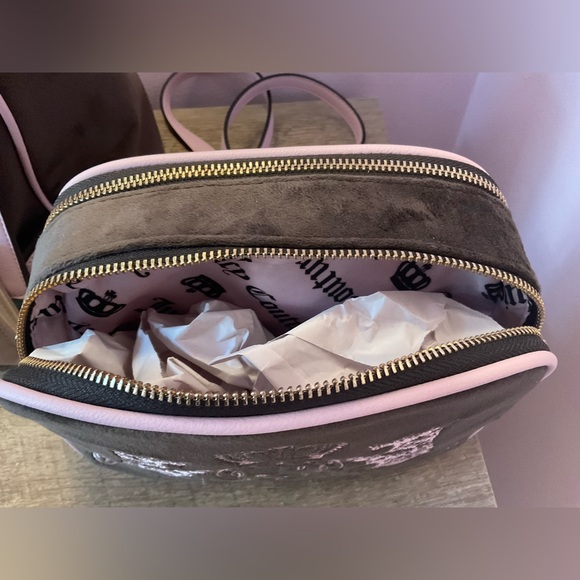 Juicy Couture Black and Pink Tote Set - Picture 3 of 13